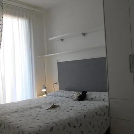 Lovely With Fenced Garden And Pool Apartment Bibione